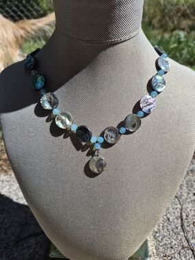Abalone Shell Disc Necklace in Iridescent Green-Blue